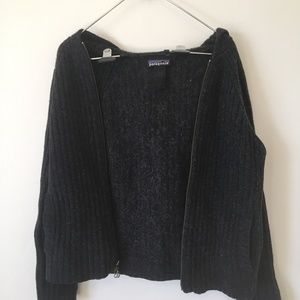 Patagonia Double Zipper Dark Gray Sweatshirt